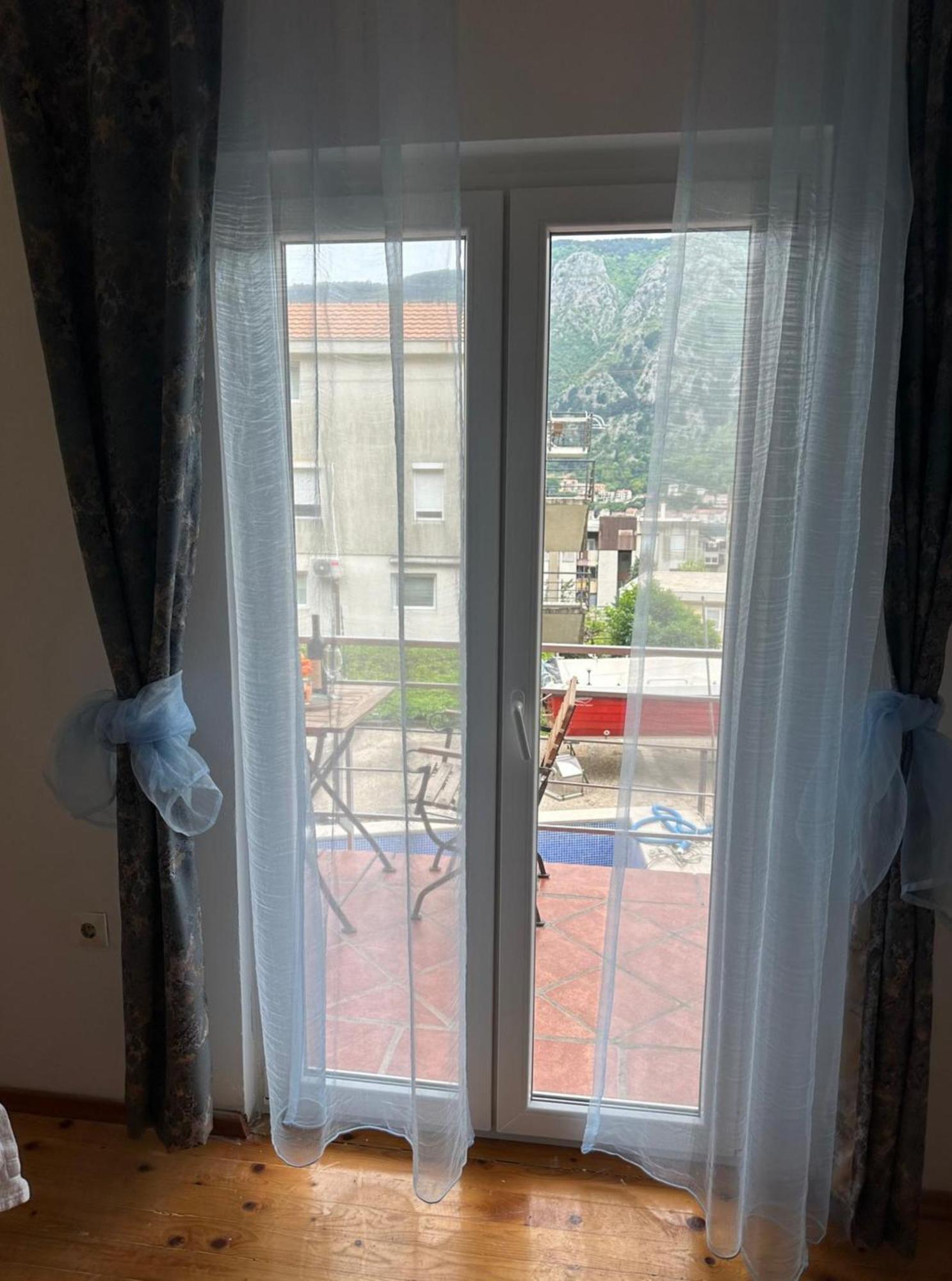 Themis Apart Hotel Kotor Exterior foto